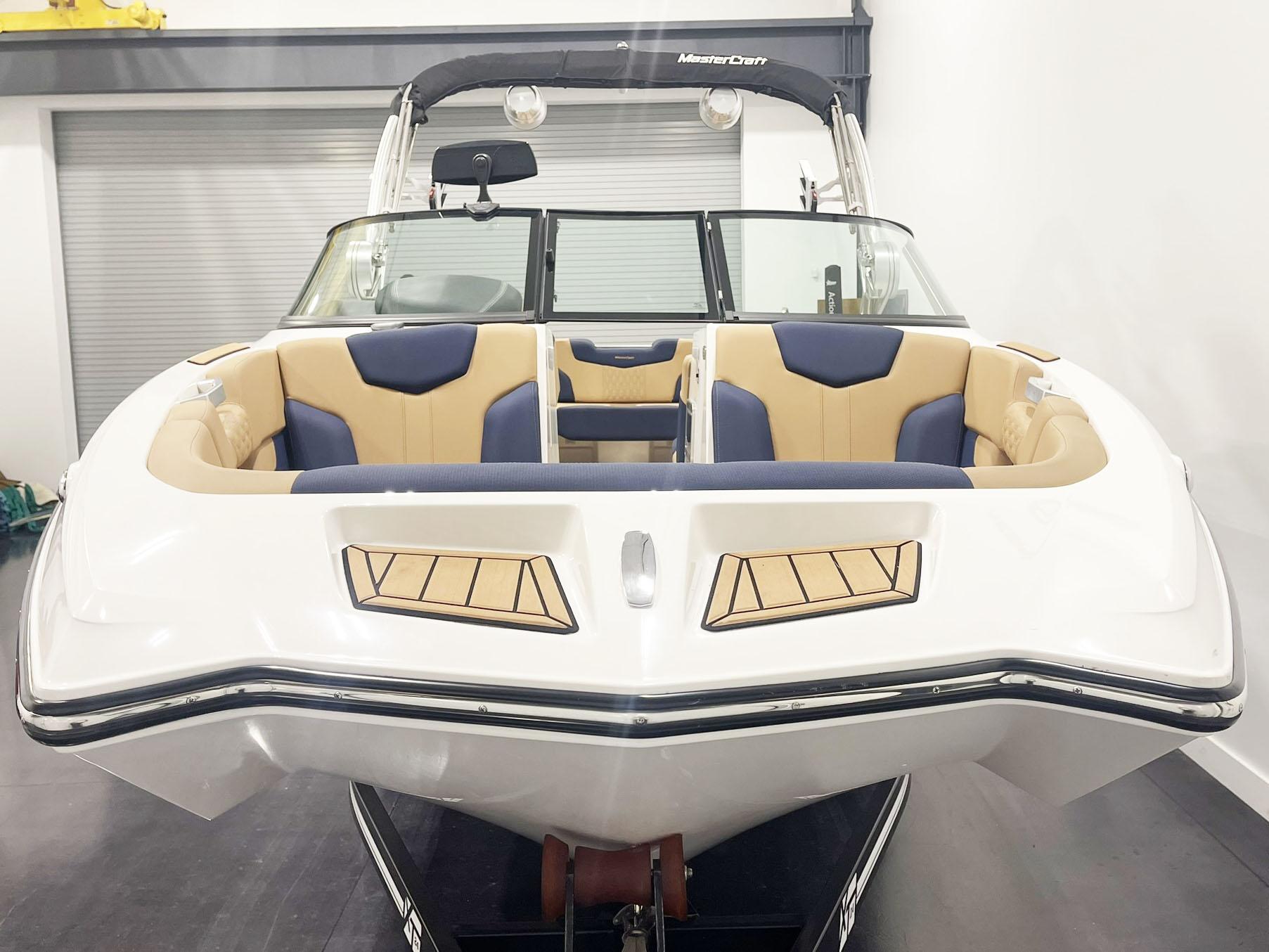 2022 Mastercraft XT 24