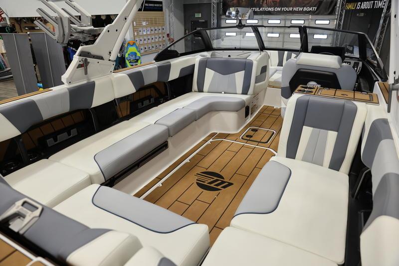 2024 Malibu 24 MXZ