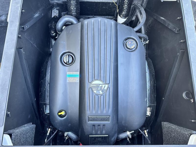 2024 Axis T250