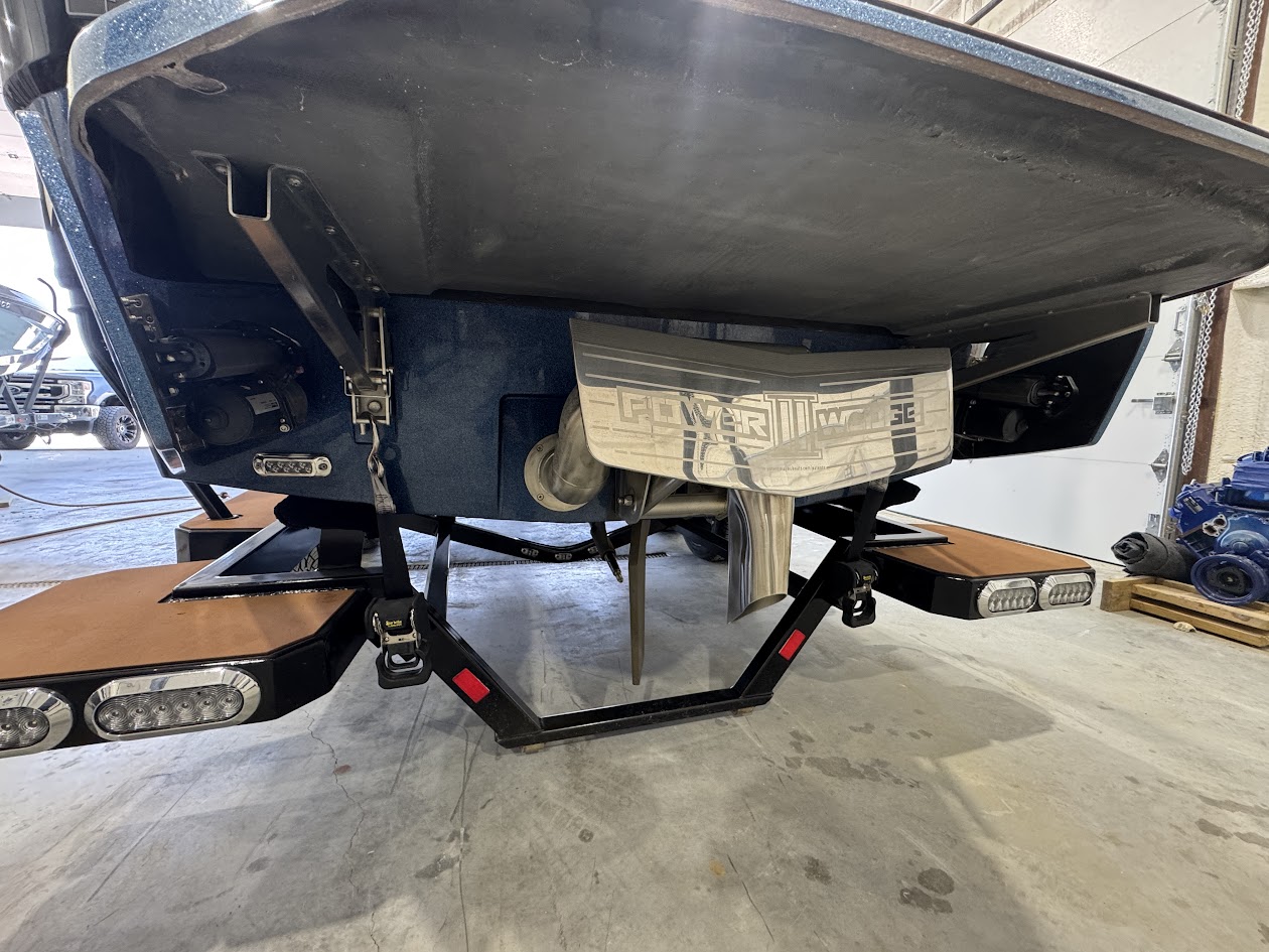 2023 Axis T250