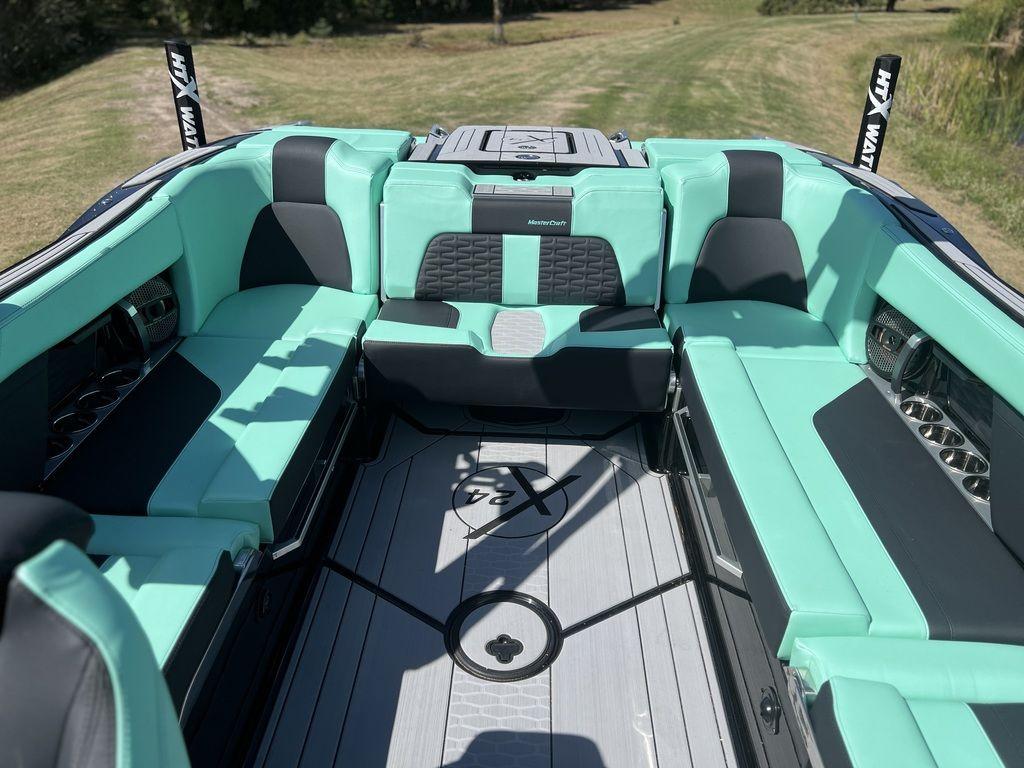 2024 MasterCraft X24