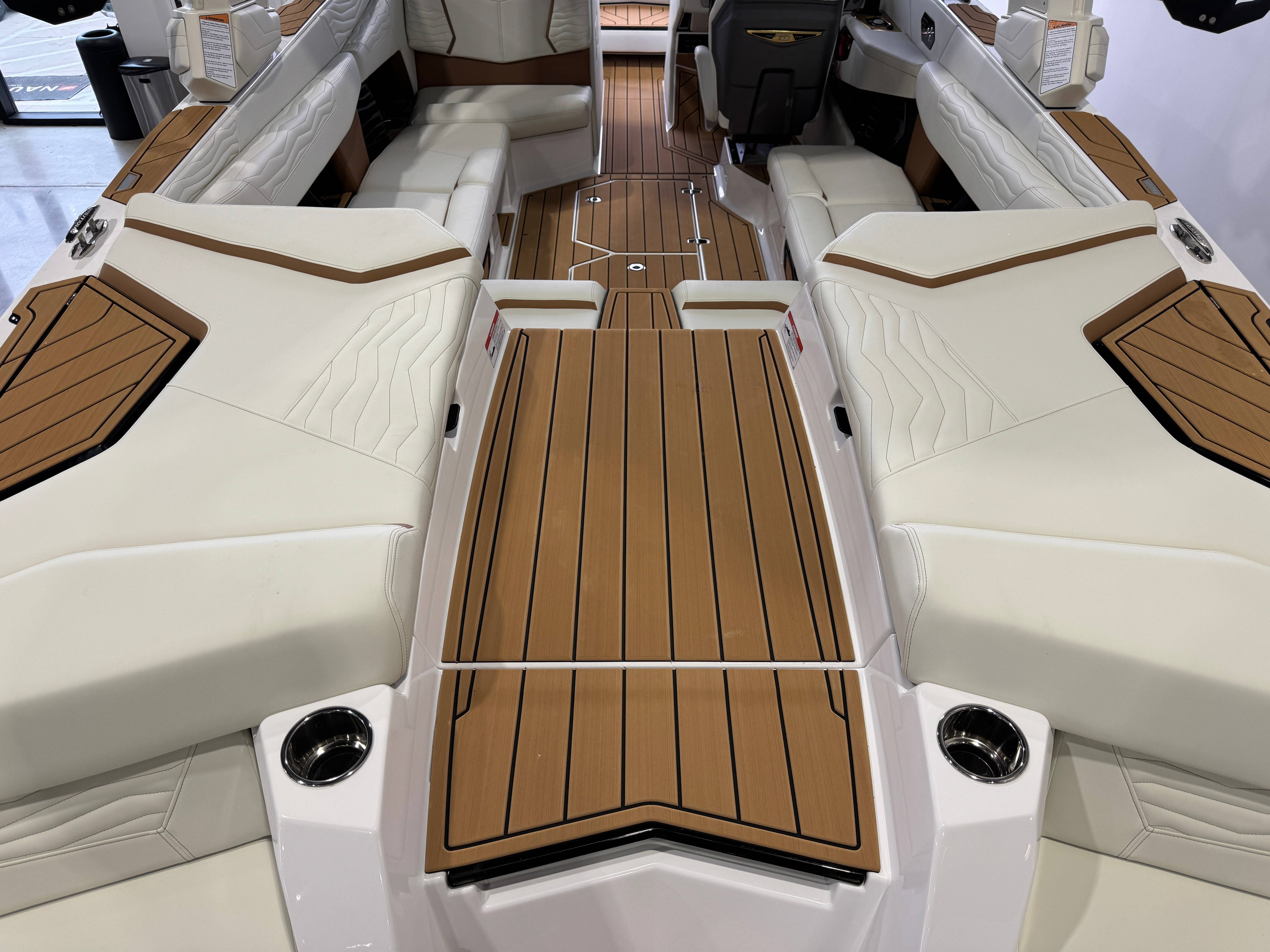 2025 Nautique Super Air Nautique G23