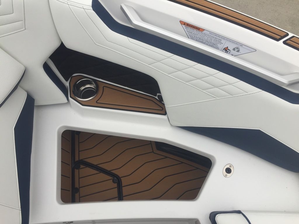2025 Nautique Super Air Nautique S21