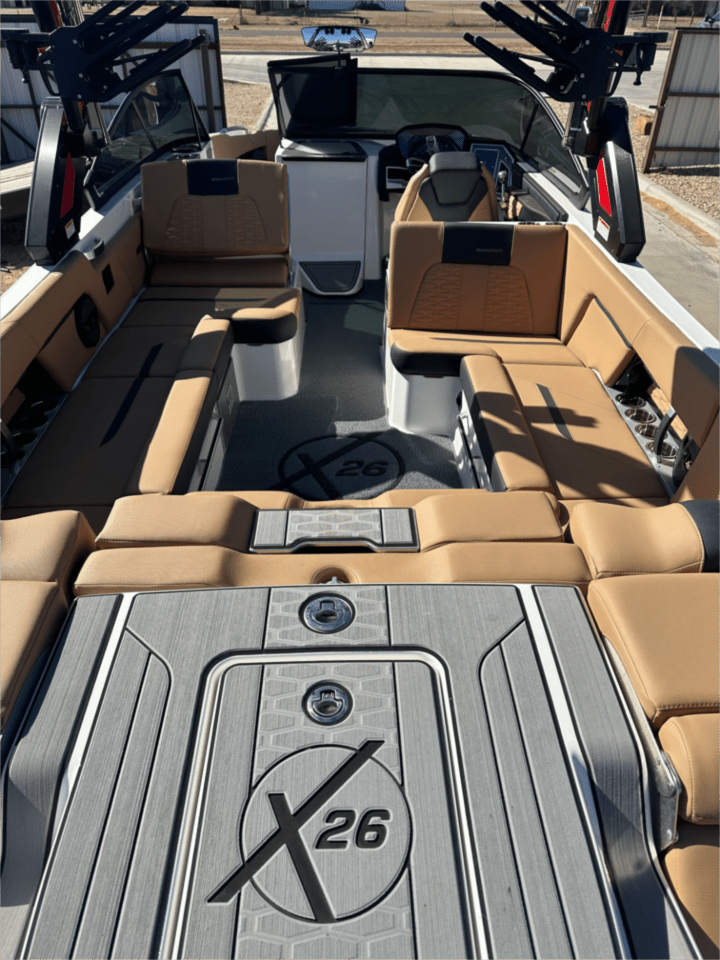 2023 MasterCraft X26