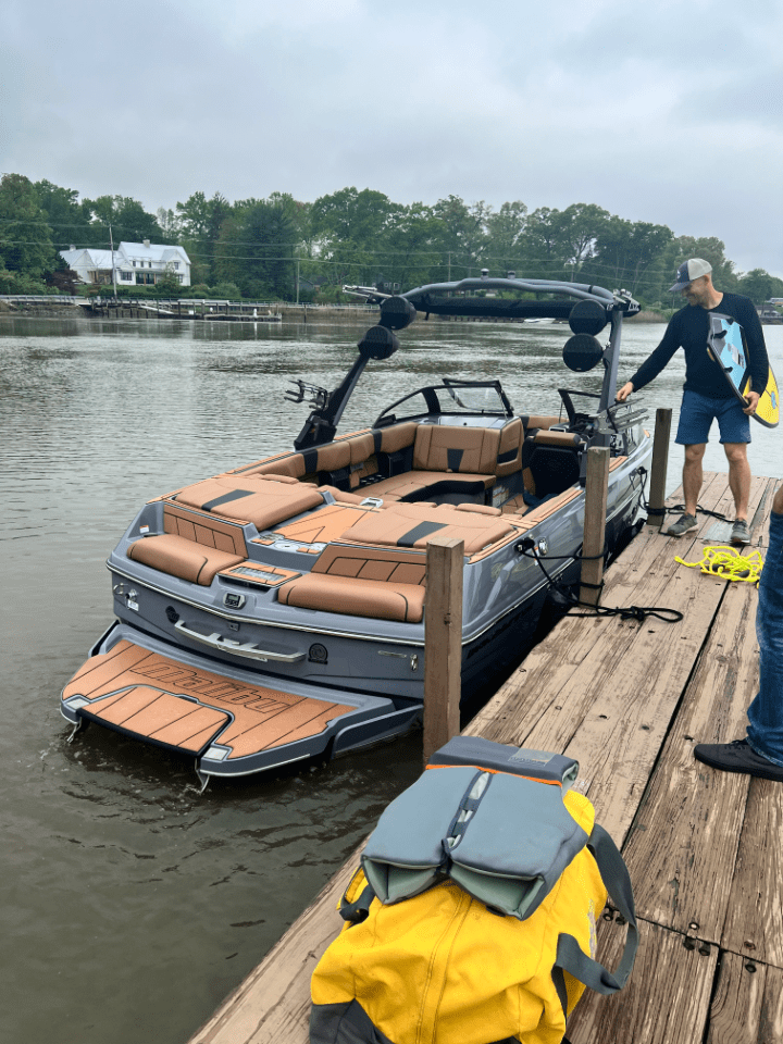 2022 Malibu Wakesetter 23 LSV