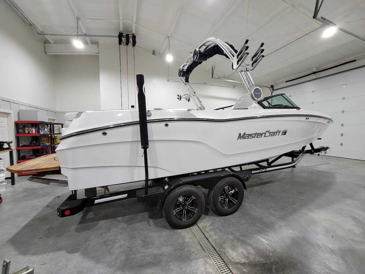 2024 MasterCraft XT24