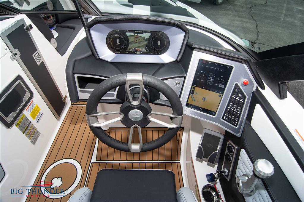 2023 MasterCraft X24