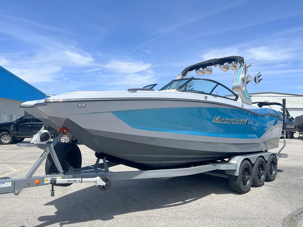 2023 MasterCraft X24
