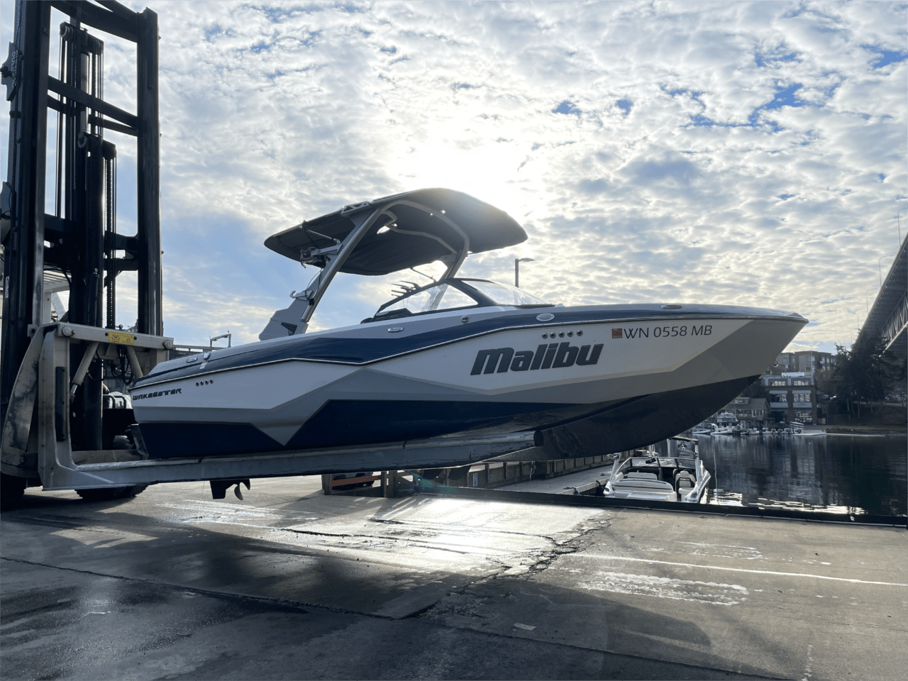 2023 MALIBU 22LSV