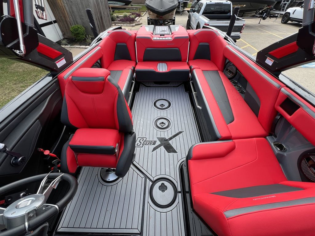 2024 MasterCraft XStar S