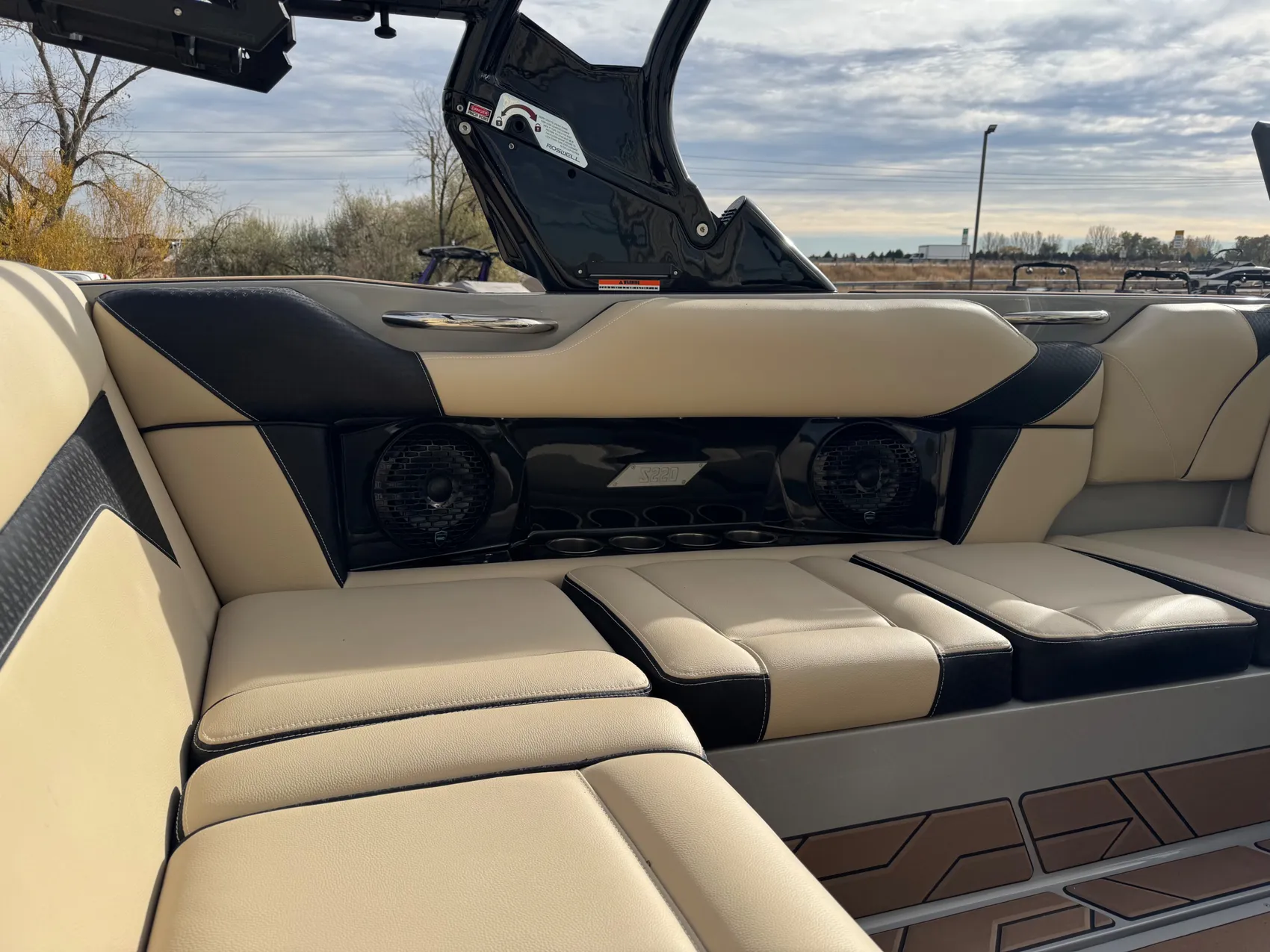 2025 Supreme S220