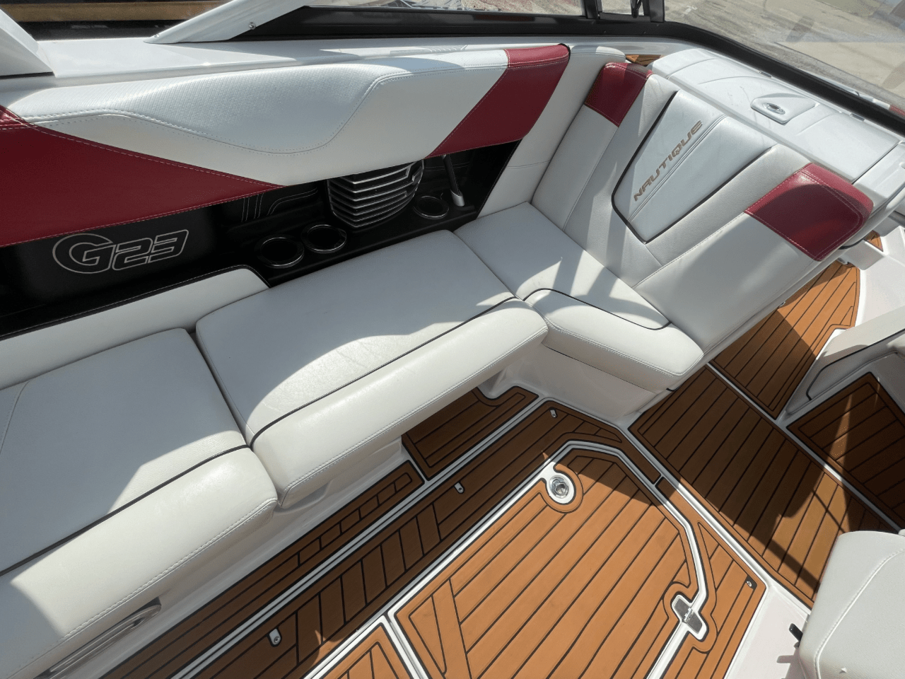 2014 Nautique G23
