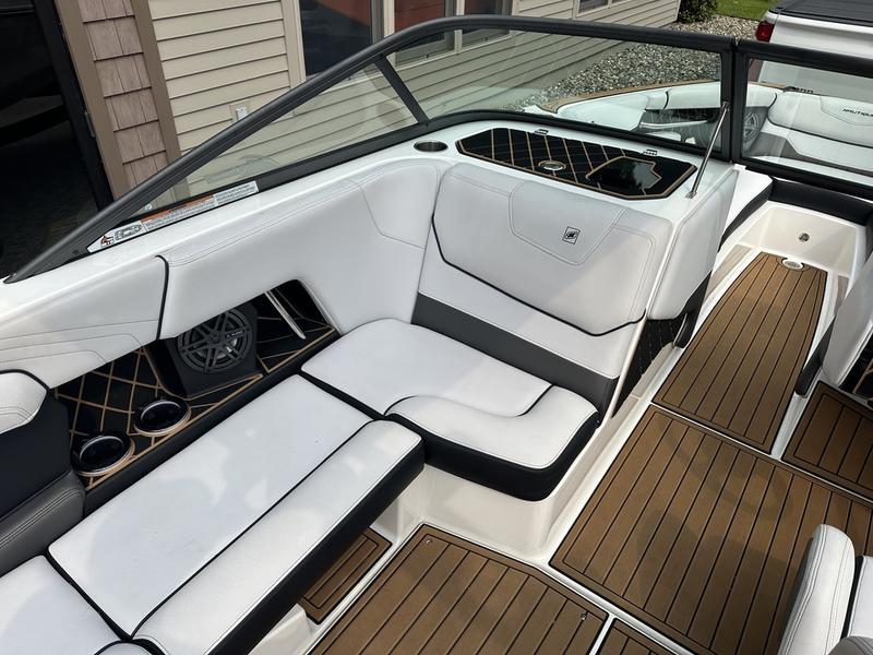 2019 Nautique GS22