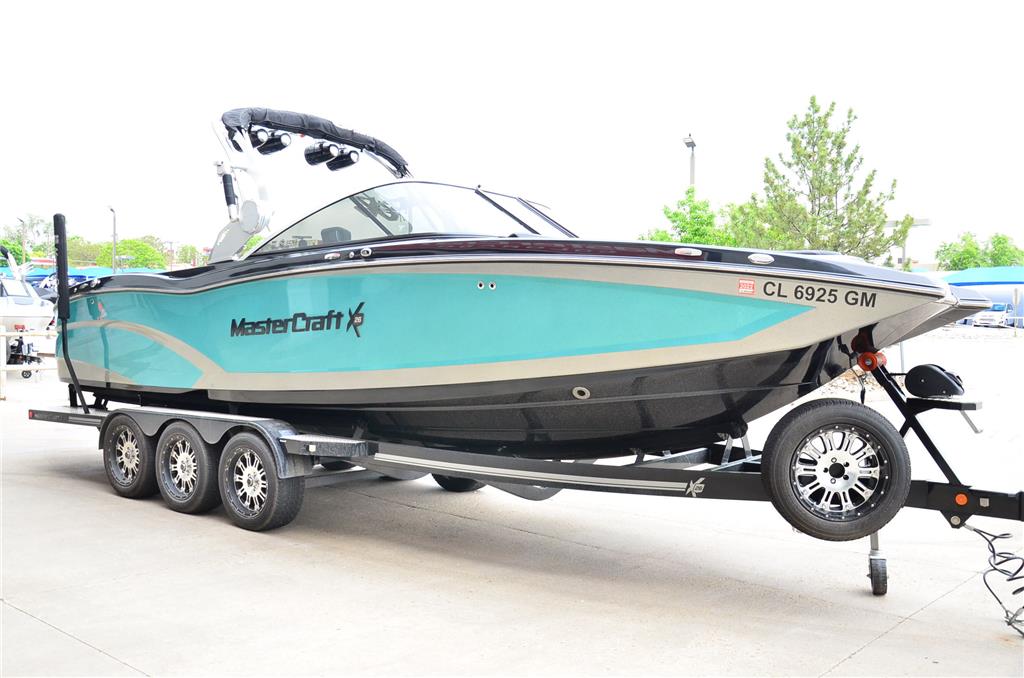 2017 MasterCraft X26 7.4L