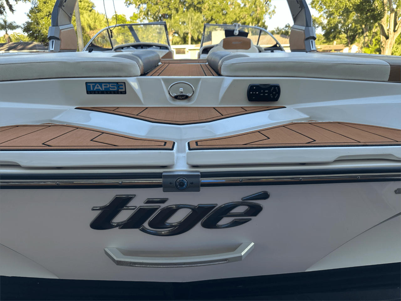 2017 Tige Z1 – Loaded with Upgrades!