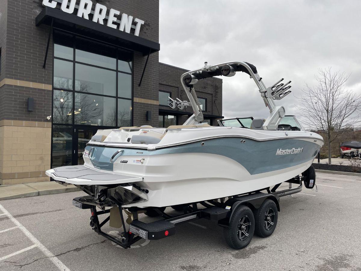 2023 MasterCraft X24