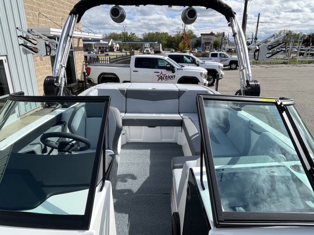 2024 MasterCraft NXT21