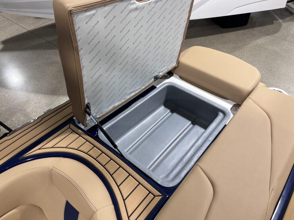 2025 MasterCraft XT22T