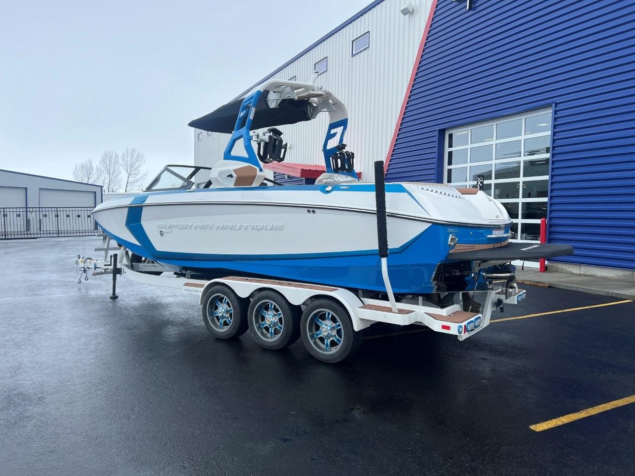 boat.Title