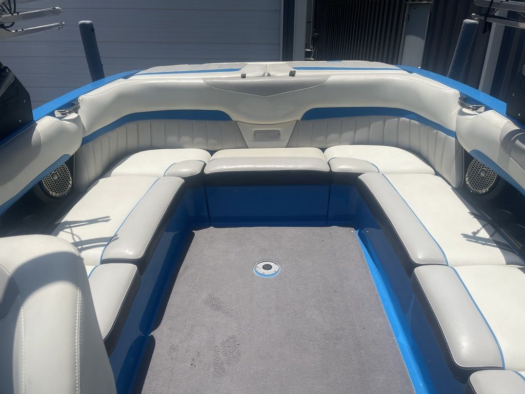 2013 Malibu Boats Wakesetter 24 MXZ