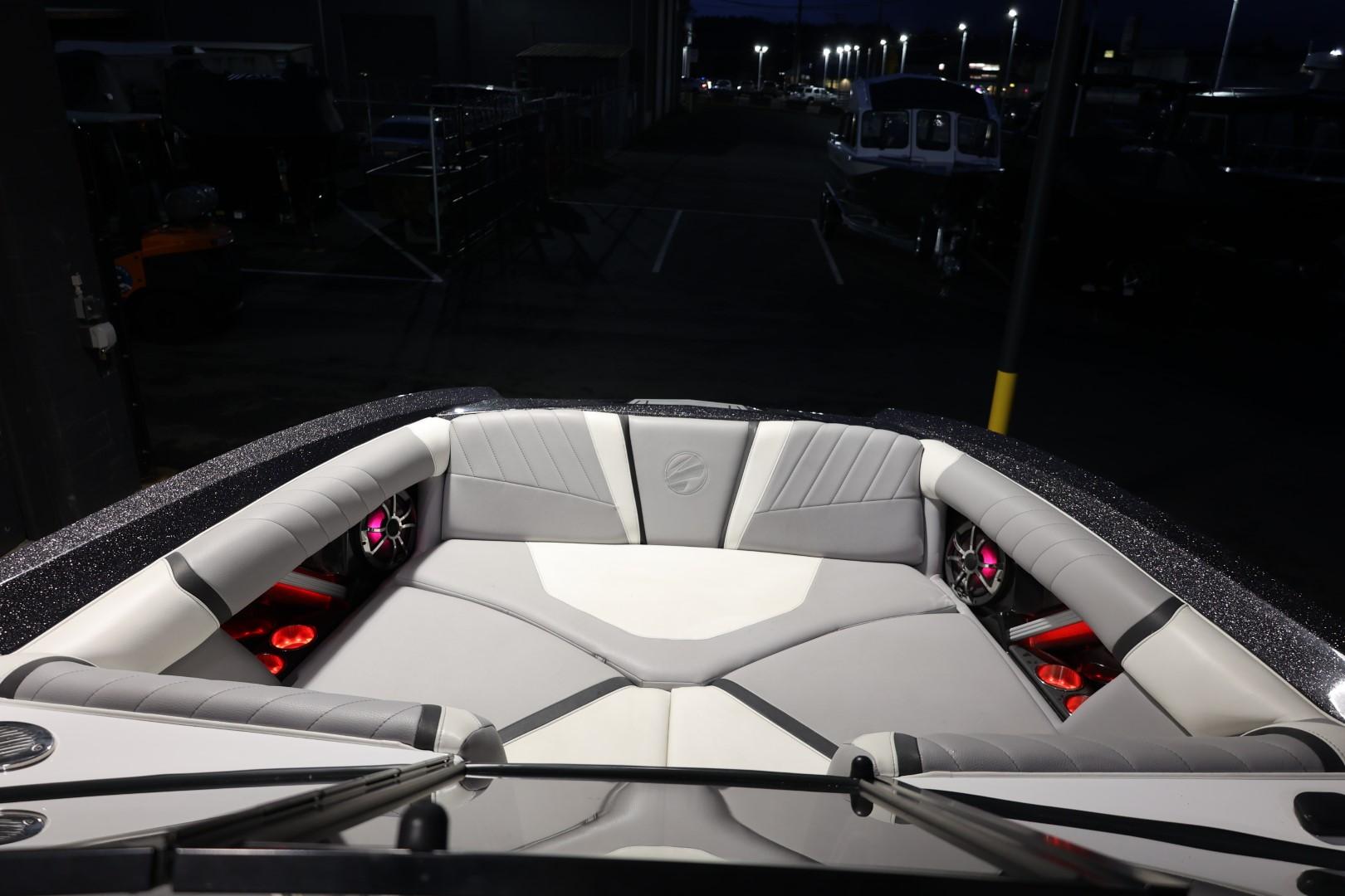 2021 Tige 23 RZX