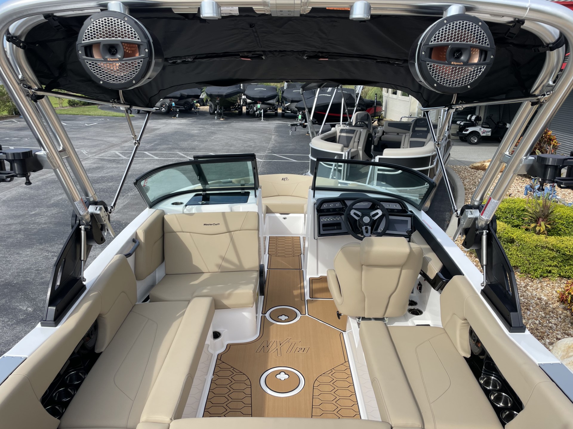 2024 MasterCraft NXT21