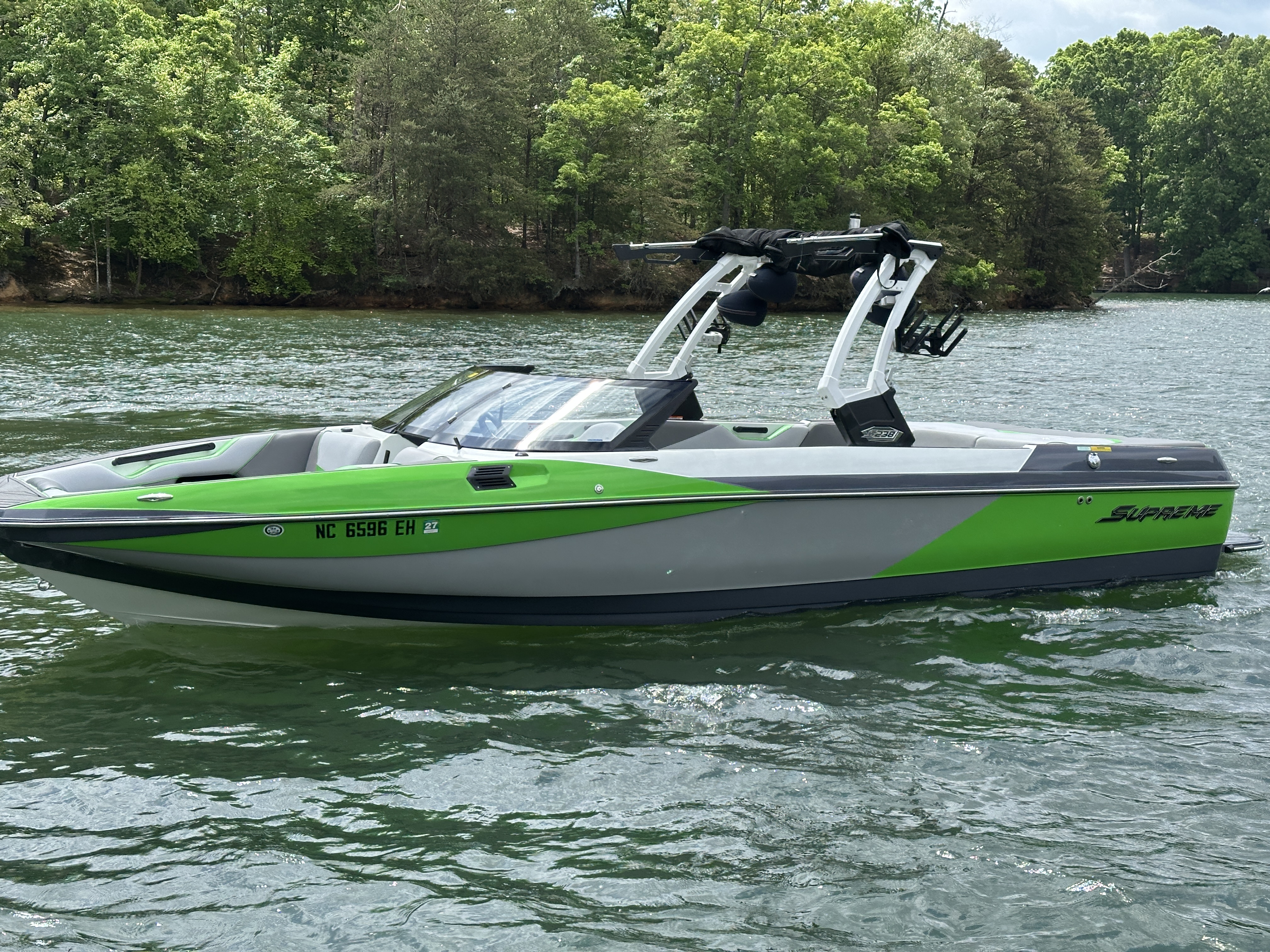 2018 Supreme S238 *ONLY 100 HOURS*