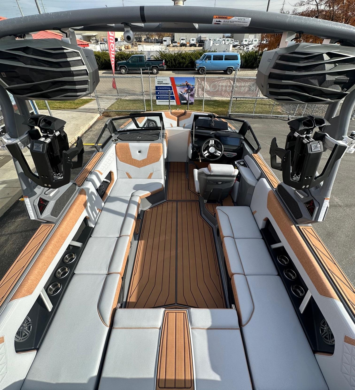 2025 Nautique GS22