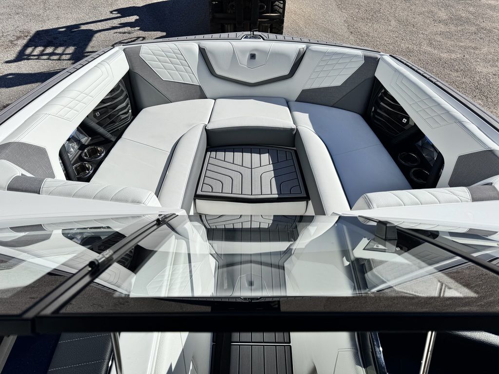 2024 Nautique Super Air Nautique G23