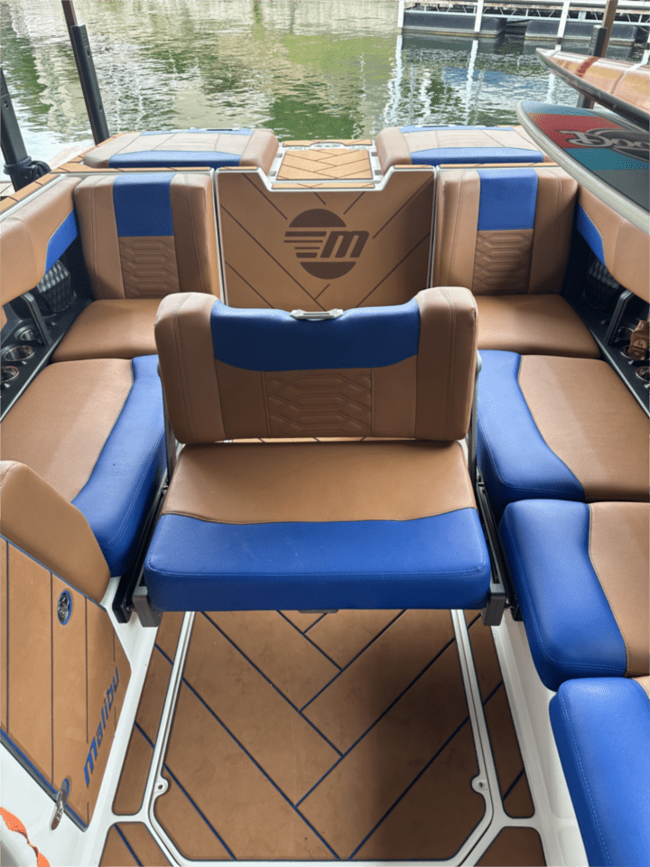 2023 Malibu 25LSV w/LT4