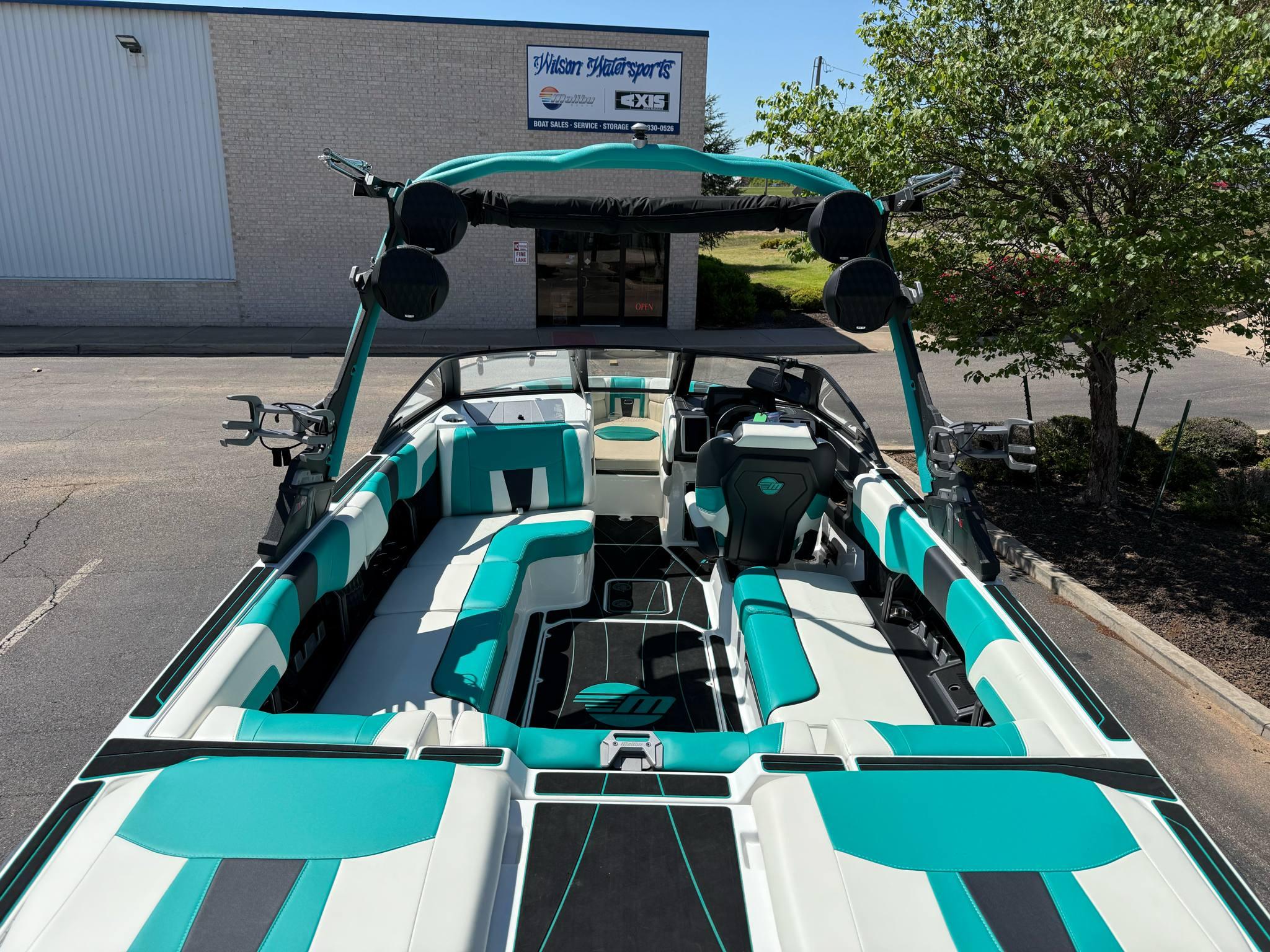 LIKE NEW 2023 Malibu 23LSV