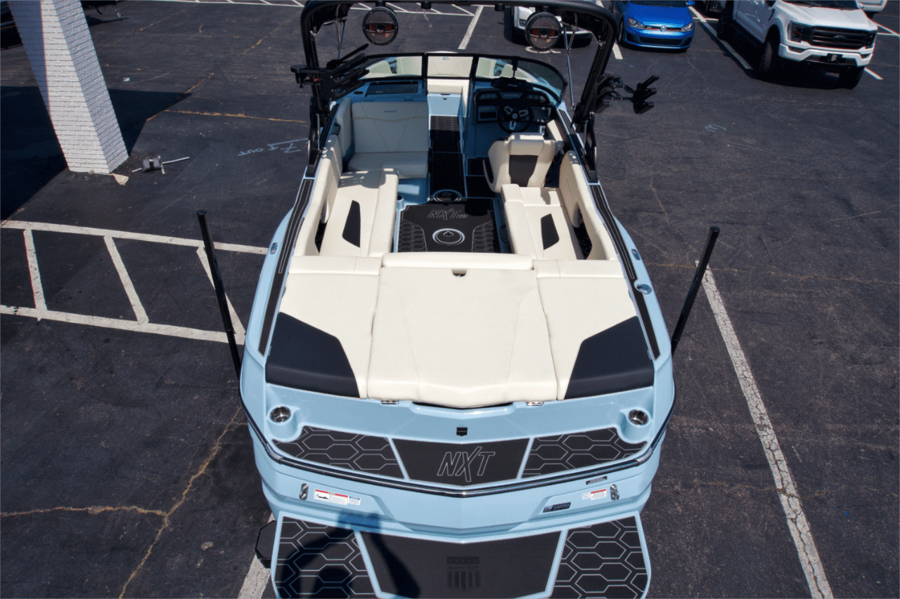 2024 MasterCraft NXT23