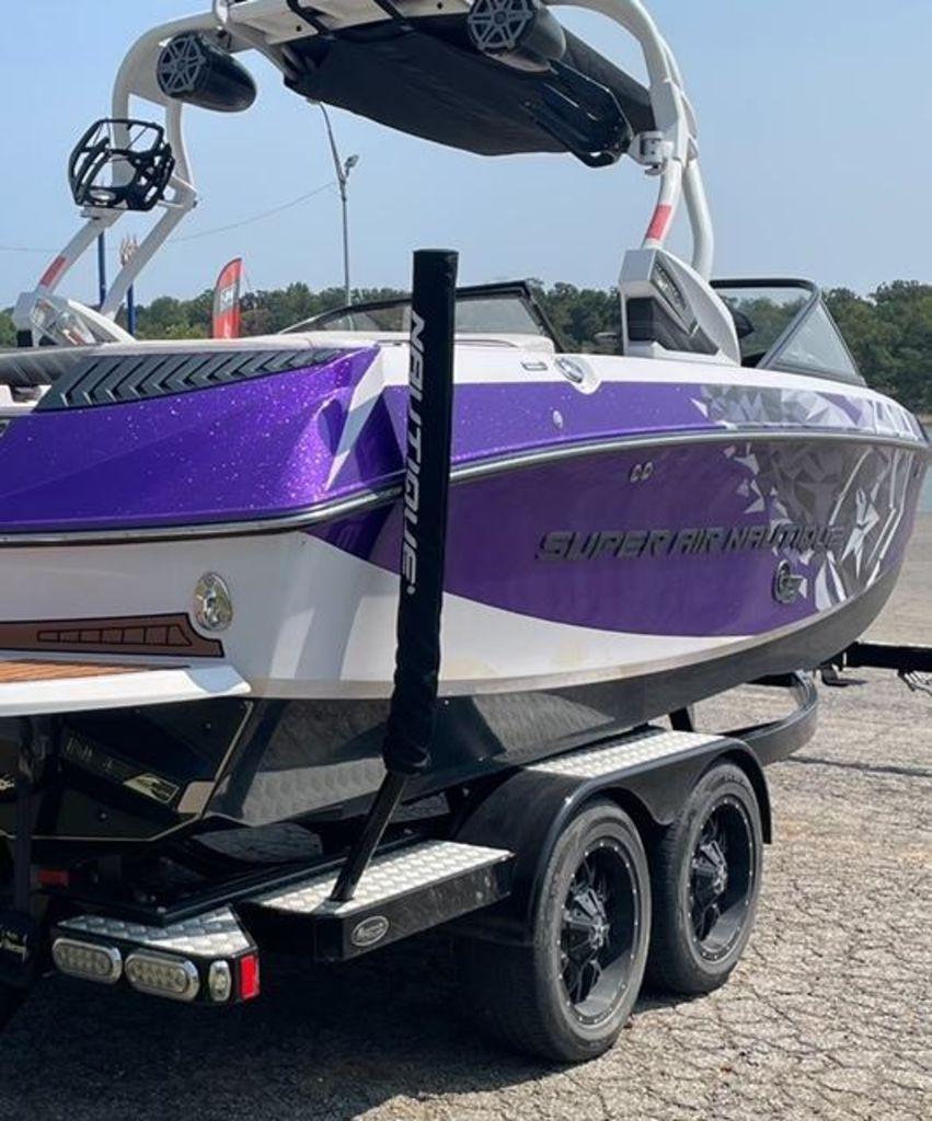 2014 Nautique G21