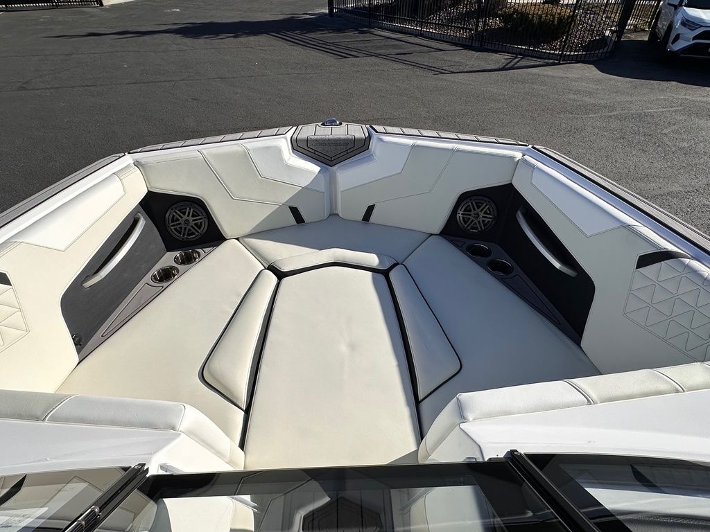 2025 Nautique Super Air Nautique GS22