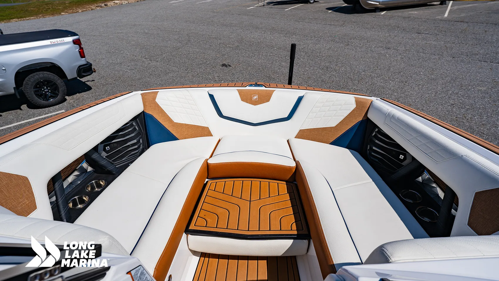 2021 Nautique G23