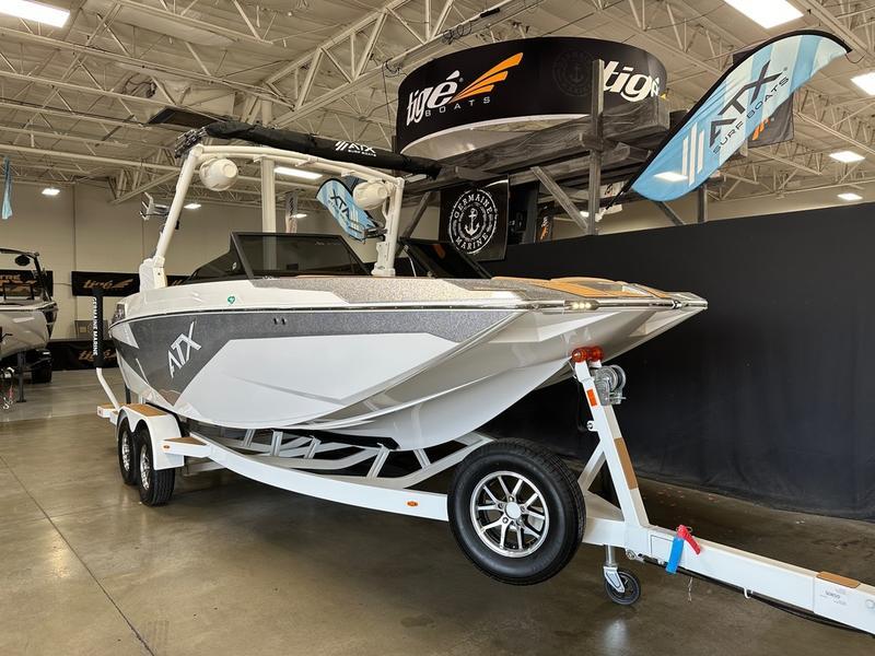 boat.Title
