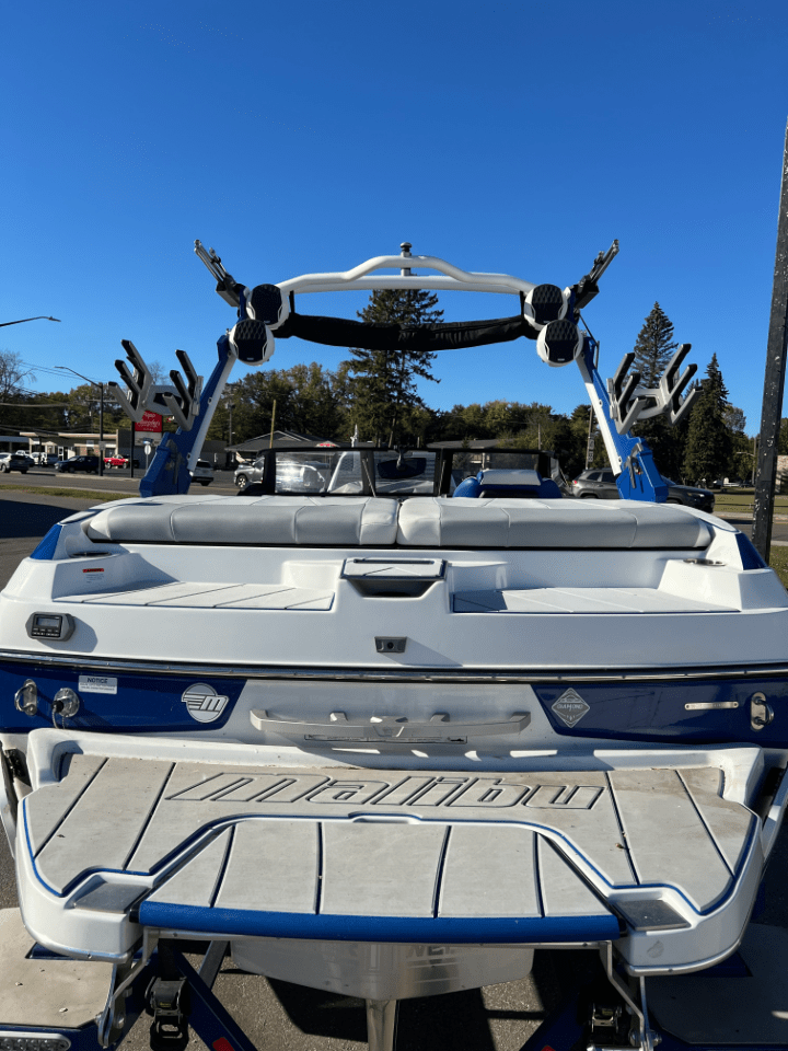 2022 MALIBU 20’ VTX Wakesetter w/ M6DI and Trl