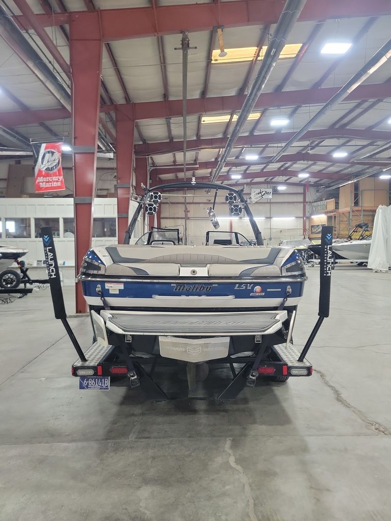 2015 malibu boats 247-LSV