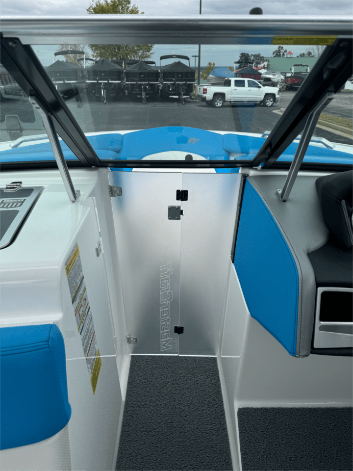 2018 MasterCraft XT23
