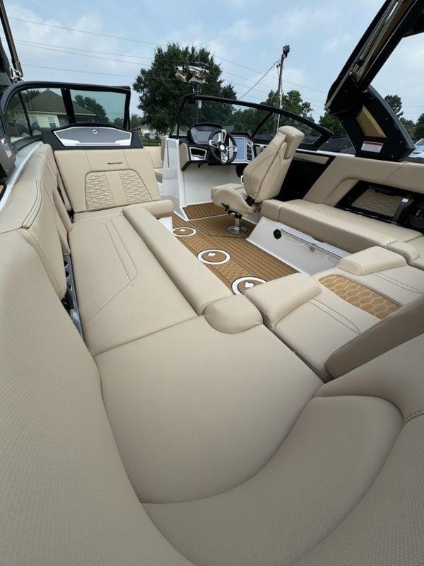 2024 MasterCraft X22