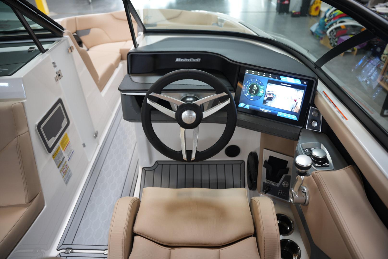 2025 MasterCraft XT24 &#8211; New Arrival!