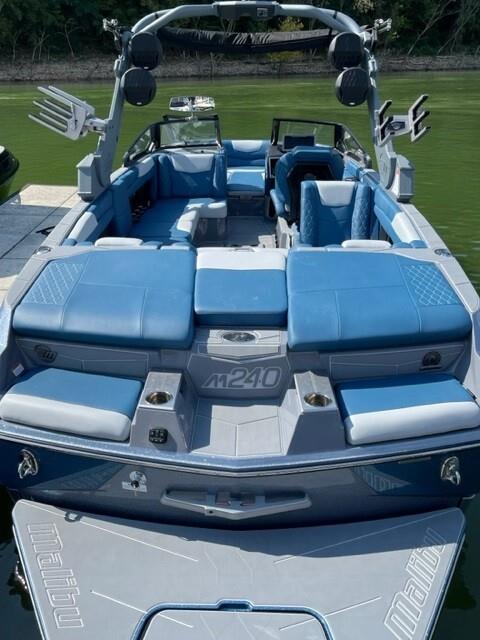 2023 Malibu M240 Beautiful Boat Supercharged LT4 59 Hours