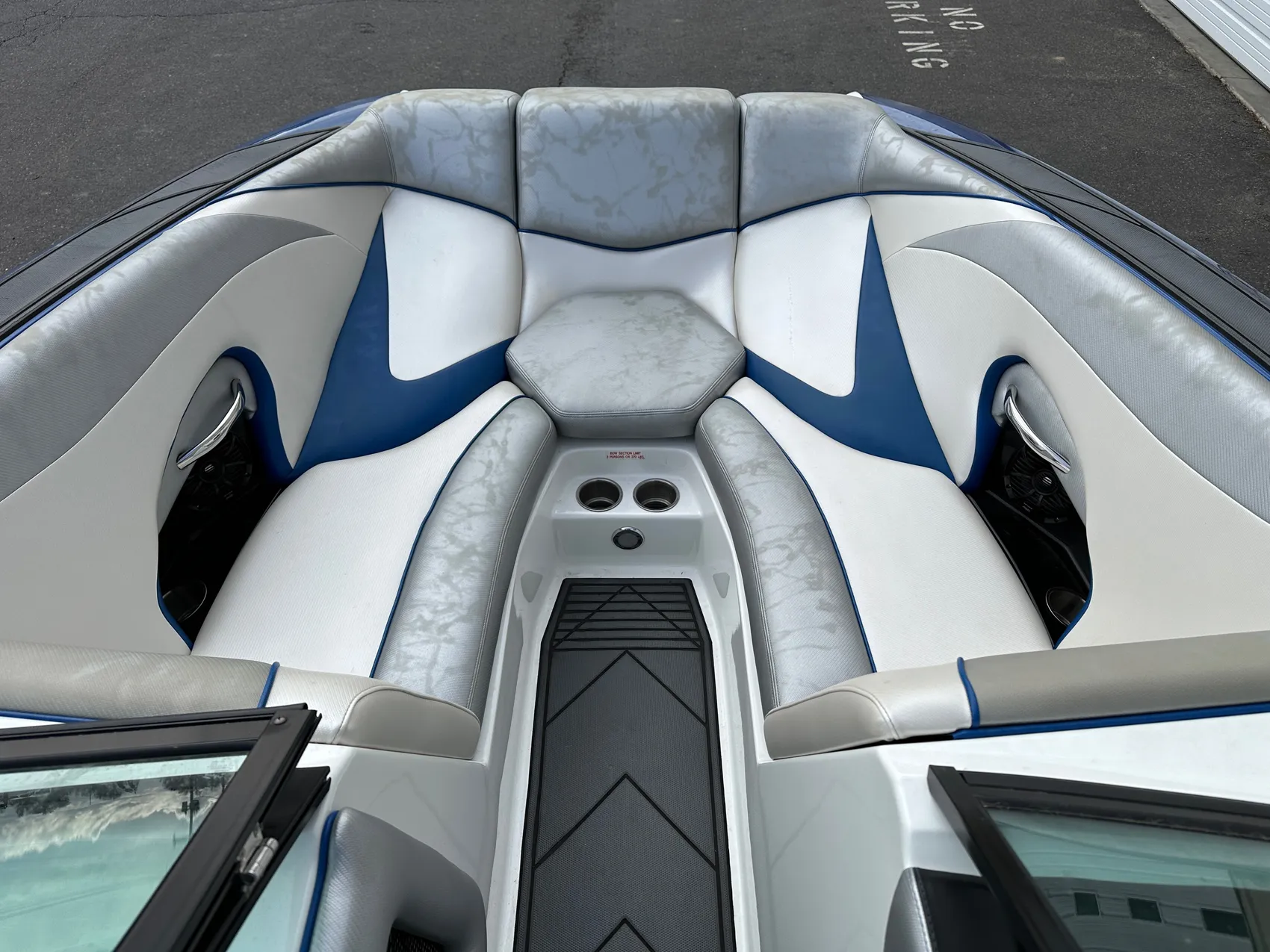 2015 Supreme S226