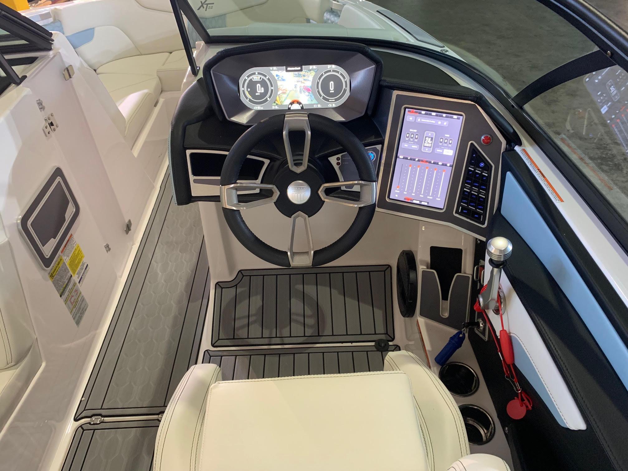 2024 Mastercraft XT22 Demo Boat! New Warranties! Only 20 Hours!