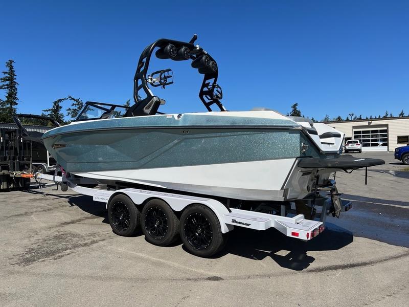 boat.Title