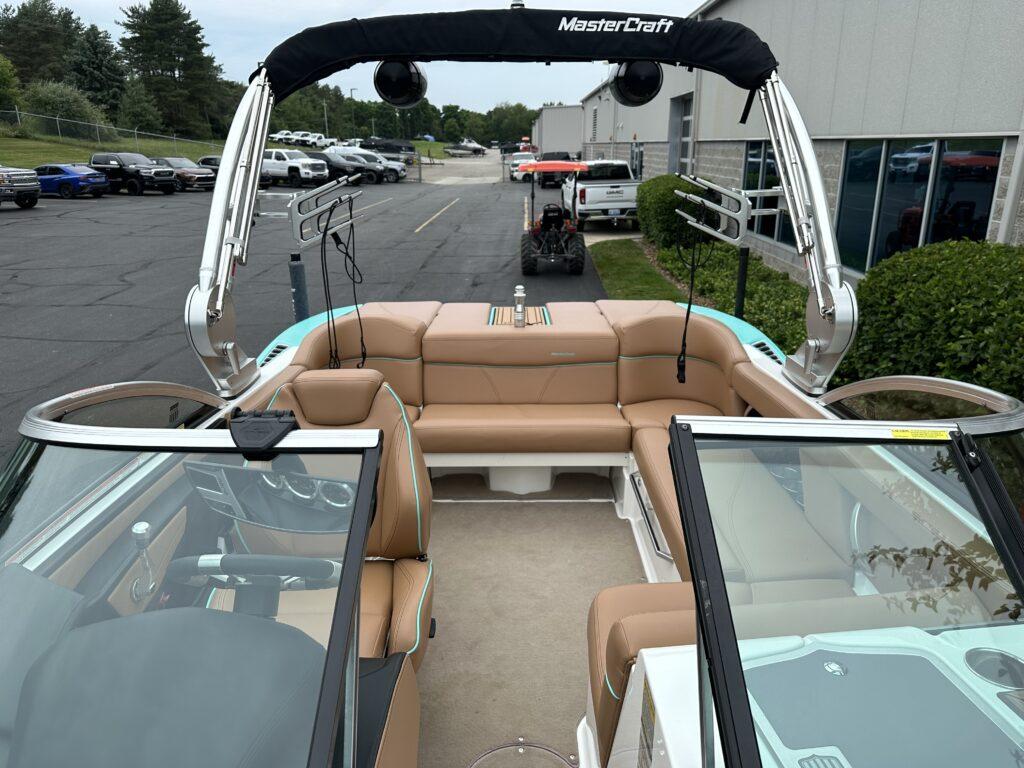 2019 MasterCraft XT21