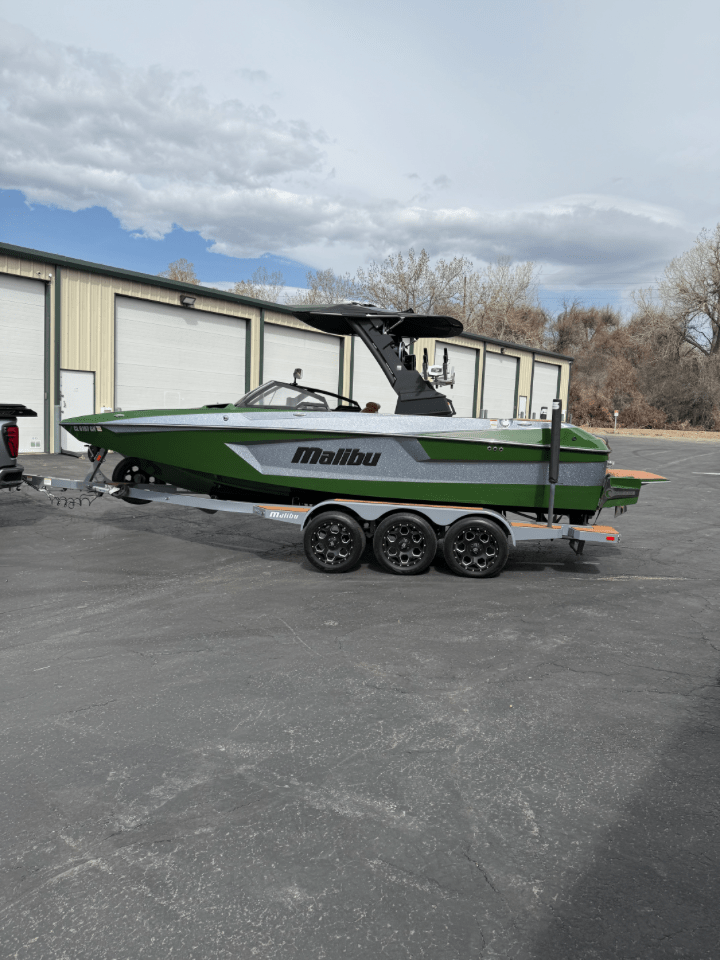 2021 Malibu 23 MXZ – Fully Loaded