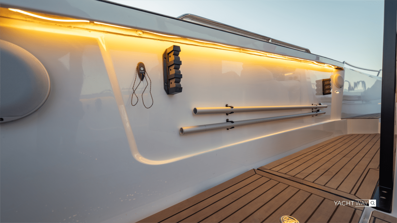 boat.Title