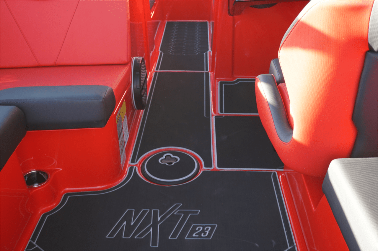 2025 MasterCraft NXT23