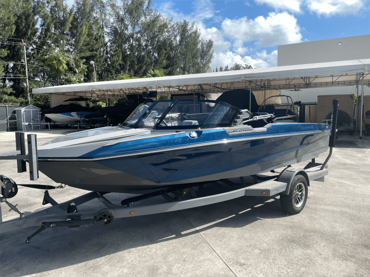 boat.Title